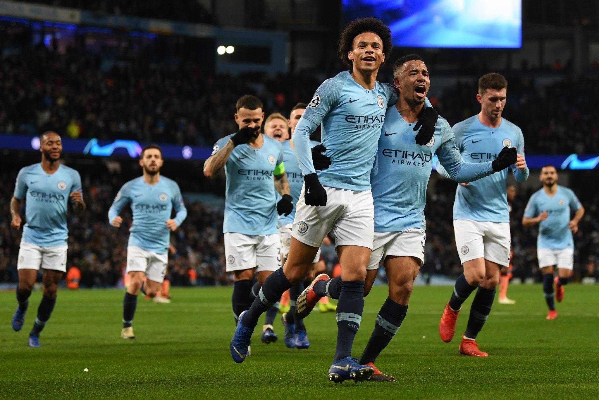 展示了球迷 展示了球迷